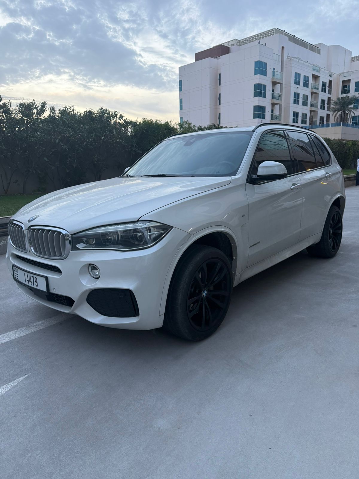 Beyaz BMW X5 M Competition 2016